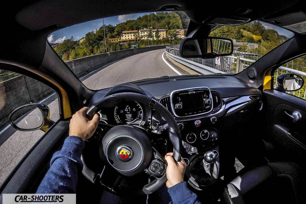 Abarth 595 Competizione – dashboard, driving on a winding road