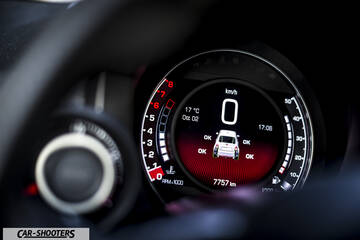 Abarth 595 Competizione – dashboard, digital instrument cluster