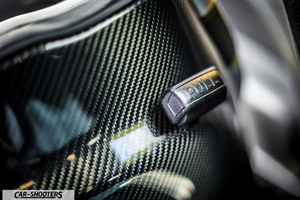 Abarth 595 Competizione – detail, carbon fiber pull tab close-up