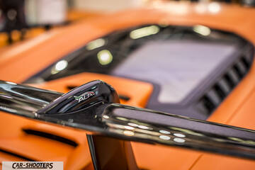 detail, rear wing close-up