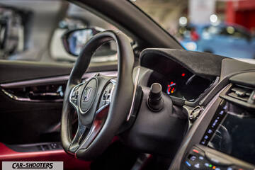 dashboard, steering wheel and instrument cluster