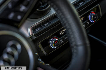 Audi Q2 – dashboard, climate control panel