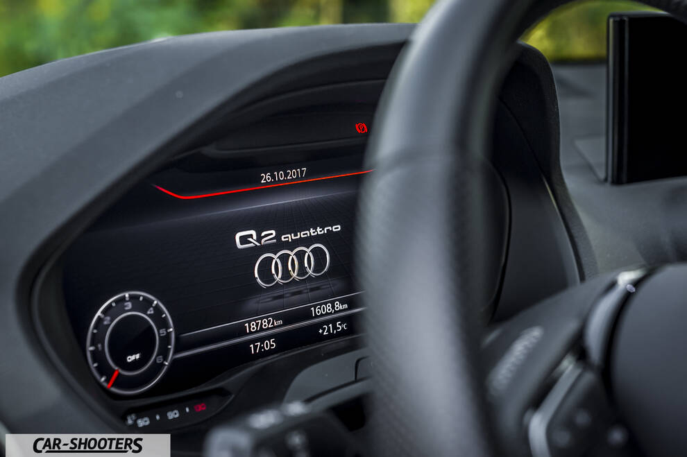 Audi Q2 – dashboard, digital instrument cluster