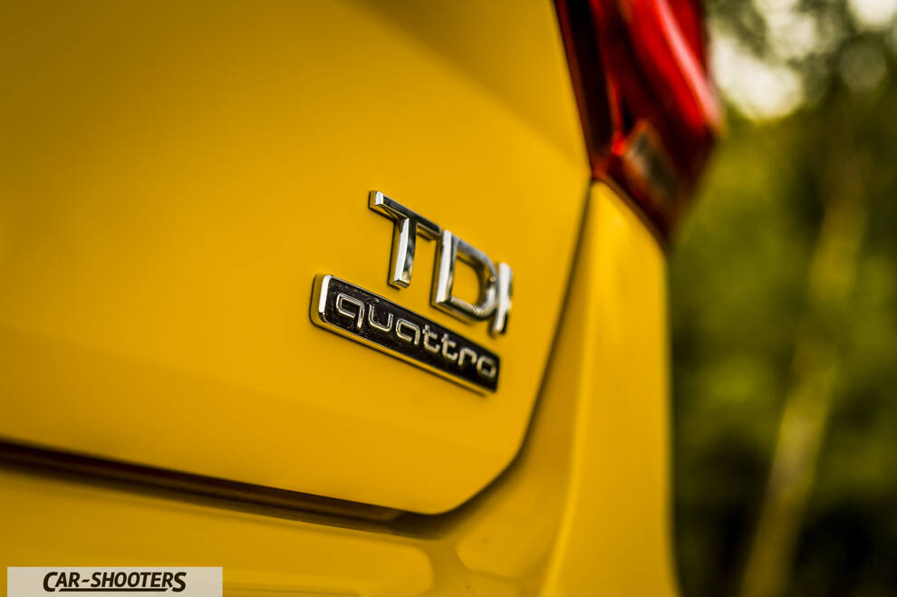 Audi Q2 – detail, emblem close-up