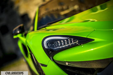 Mclaren 570S – detail, headlight close-up