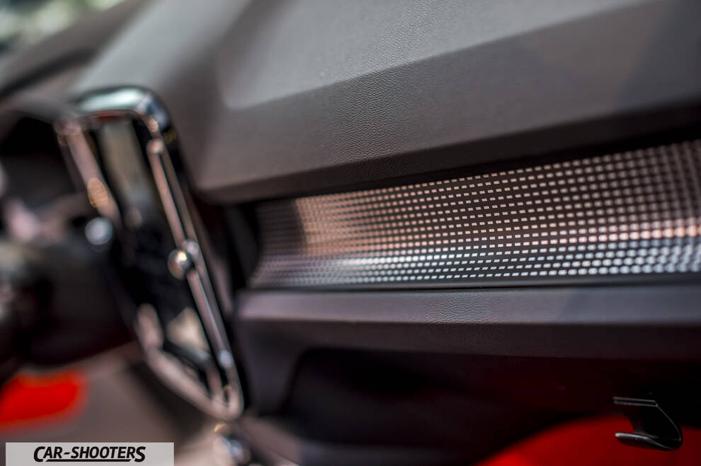 Volvo XC40 prova su strada