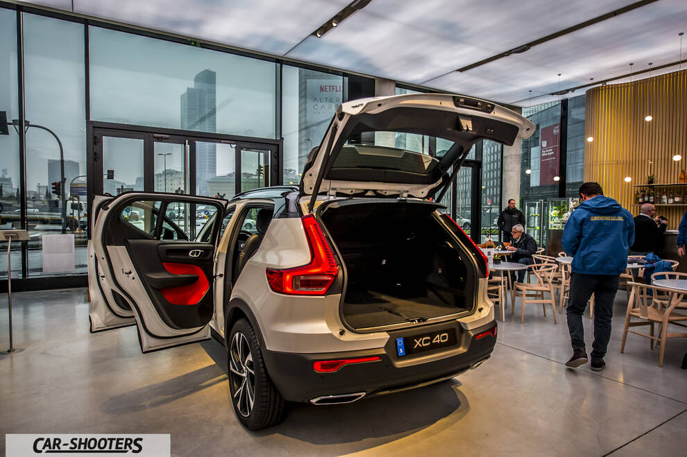 Volvo XC40 prova su strada