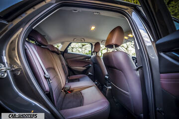 Mazda CX 3 – interior, brown leather rear seats