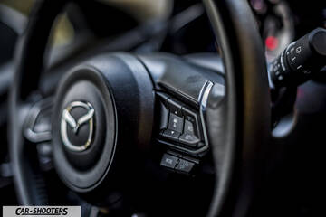 Mazda CX 3 – interior, steering wheel close-up