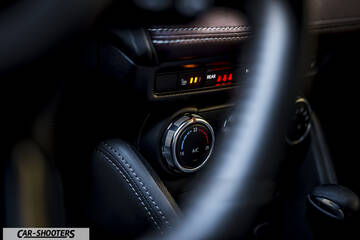 Mazda CX 3 – dashboard, climate control dials and seat heater buttons