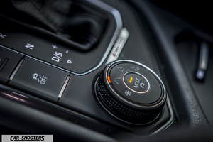 Volkswagen Tiguan – interior, drive mode selector dial