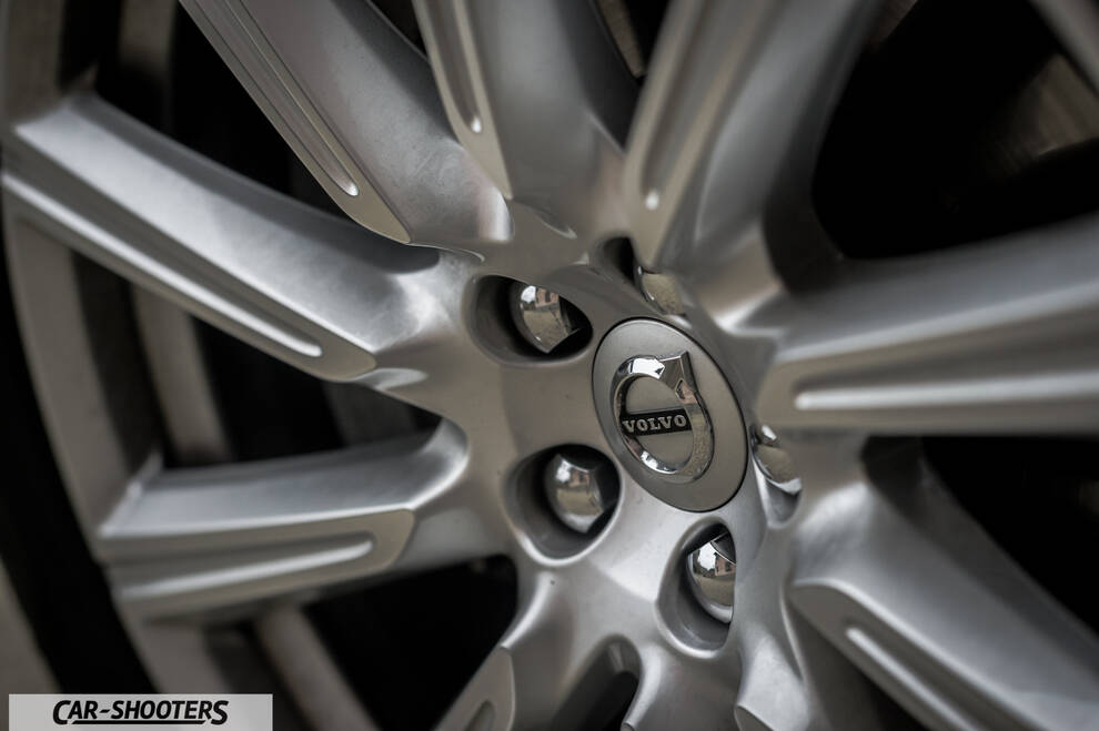 Volvo XC90 – detail, alloy wheel close-up