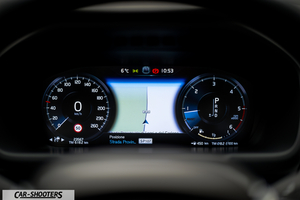 Volvo XC90 – dashboard, digital instrument cluster