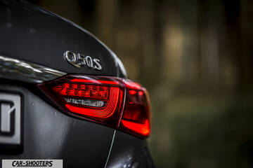 Infiniti Q50 – detail, rear taillight close-up