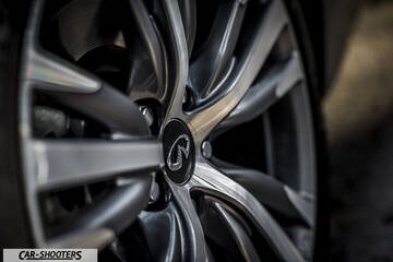 Infiniti Q50 – detail, alloy wheel close-up