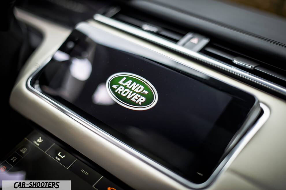 dashboard, infotainment screen with logo