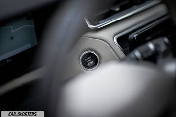 dashboard, start engine stop button
