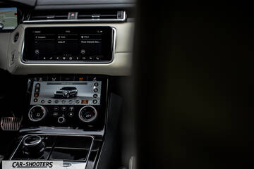 dashboard, dual touchscreen infotainment system