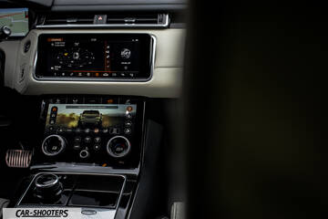 dashboard, dual touchscreen center console
