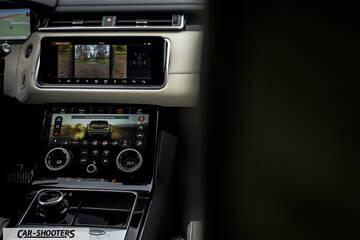 dashboard, dual touchscreen infotainment system