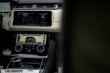 dashboard, dual touchscreen infotainment system