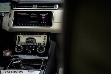dashboard, dual touchscreen infotainment system