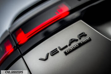 detail, rear badge close-up