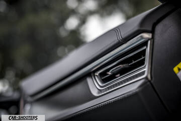 Tesla Model S – detail, air vent close up