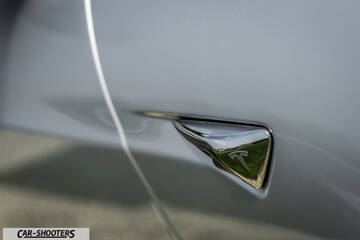 Tesla Model S – detail, fender emblem close-up