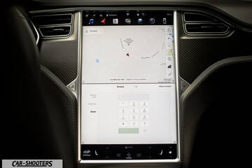 Tesla Model S Touchscreen Funzionamento – dashboard, large vertical touchscreen display