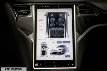 Tesla Model S Touchscreen Funzionamento – dashboard, large touch screen display
