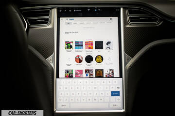 Tesla Model S Touchscreen Funzionamento – dashboard, large vertical touchscreen display