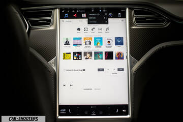 Tesla Model S Touchscreen Funzionamento – dashboard, large touchscreen infotainment system