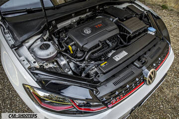 Volkswagen Golf GTI – engine bay, tsi engine cover