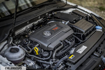 Volkswagen Golf GTI – engine bay, tsi engine cover