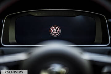 Volkswagen Golf GTI – dashboard, digital instrument cluster