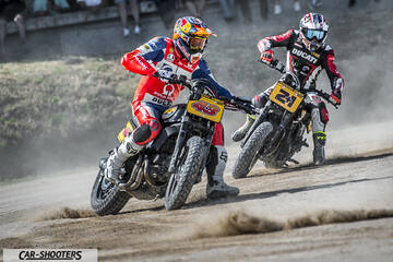 front three-quarter, racing on a dirt track