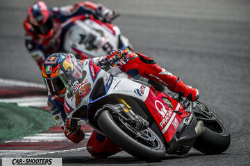 detail, motorcycle racing on a track