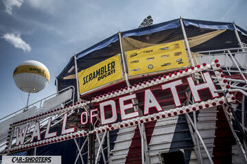 detail, wall of death stunt show