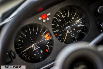 dashboard, analog instrument cluster