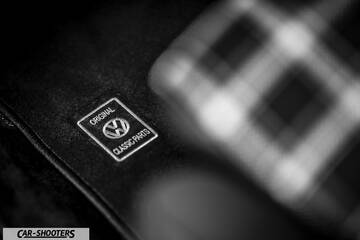 detail, plaid seat and classic parts badge