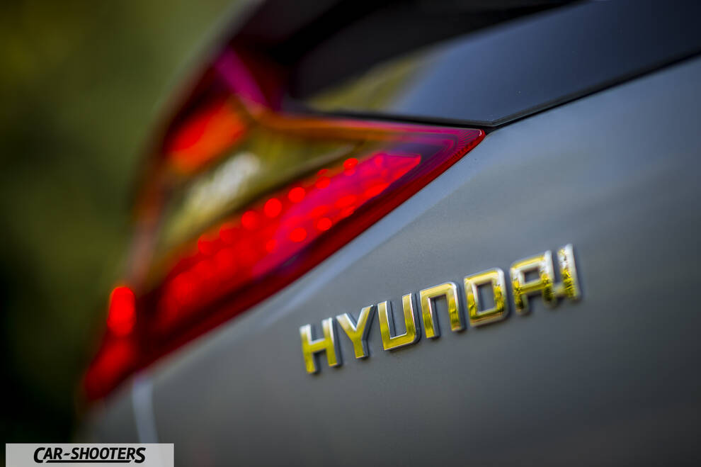 Hyundai Ioniq – detail, rear badge close-up