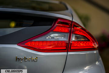 Hyundai Ioniq – detail, taillight close-up