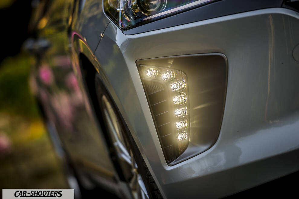 Hyundai Ioniq – detail, led fog light close-up