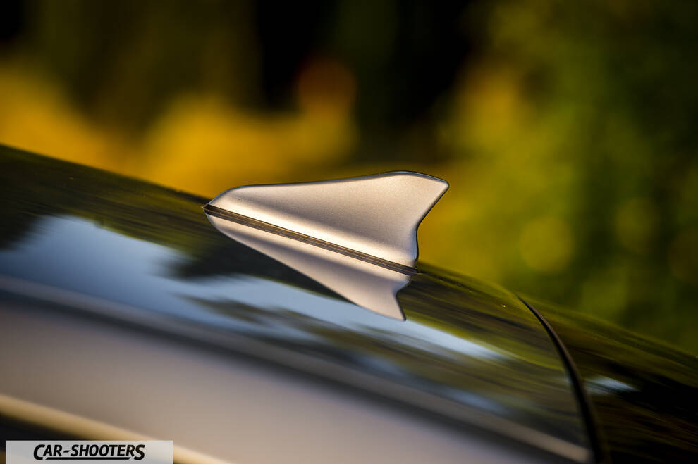Hyundai Ioniq – detail, shark fin antenna close-up