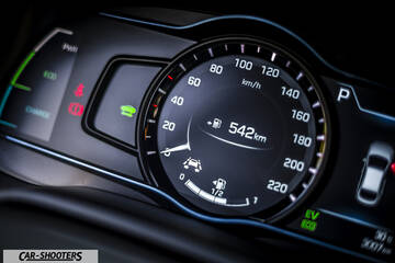 Hyundai Ioniq – dashboard, digital instrument cluster