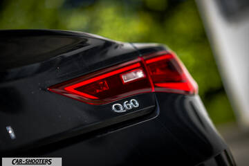 Infiniti Q60 – detail, taillight and badge close-up