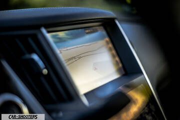Infiniti Q60 – dashboard, central infotainment screen
