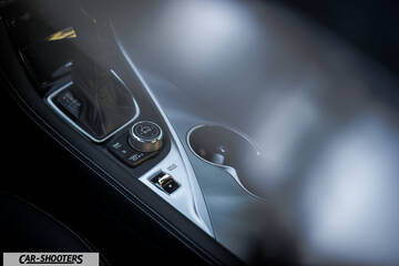 Infiniti Q60 – interior, center console and shifter