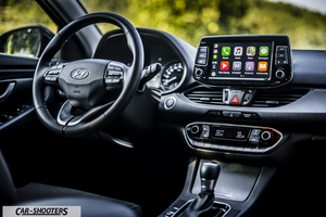 Hyundai I30 Fastback – dashboard, steering wheel and infotainment screen